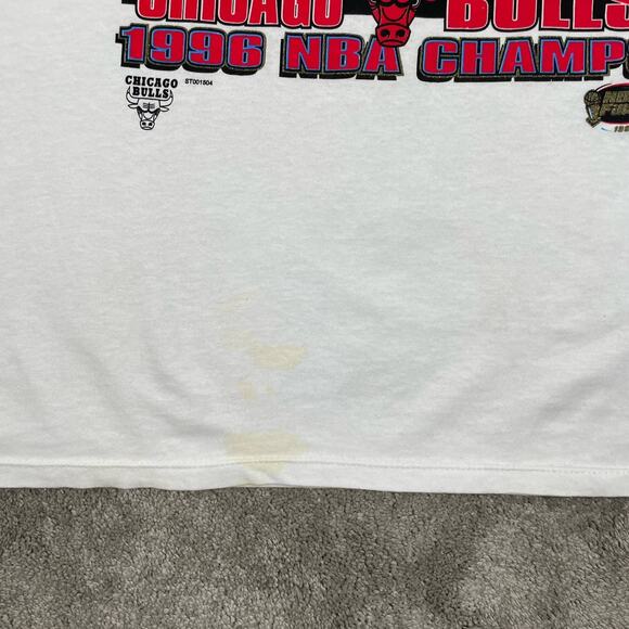 Vintage 1996 Starter Chicago Bulls The Best Ever Anywhere NBA Champs T Shirt XL - Picture 7 of 14